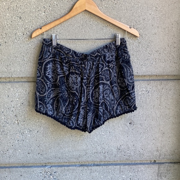 Mossimo Supply Co Pull On Boho Shorts - Picture 5 of 7